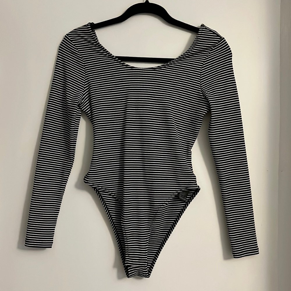 TOPSHOP Striped Bodysuit Tie Bow Back Size 8